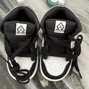 Jordan 1 MID SE (TD)